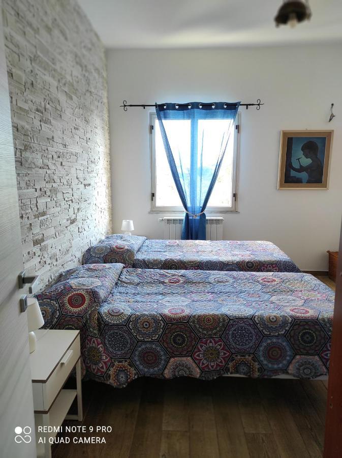 La Casa Di Giulio - Holiday Home Изола-делле-Феммине Экстерьер фото